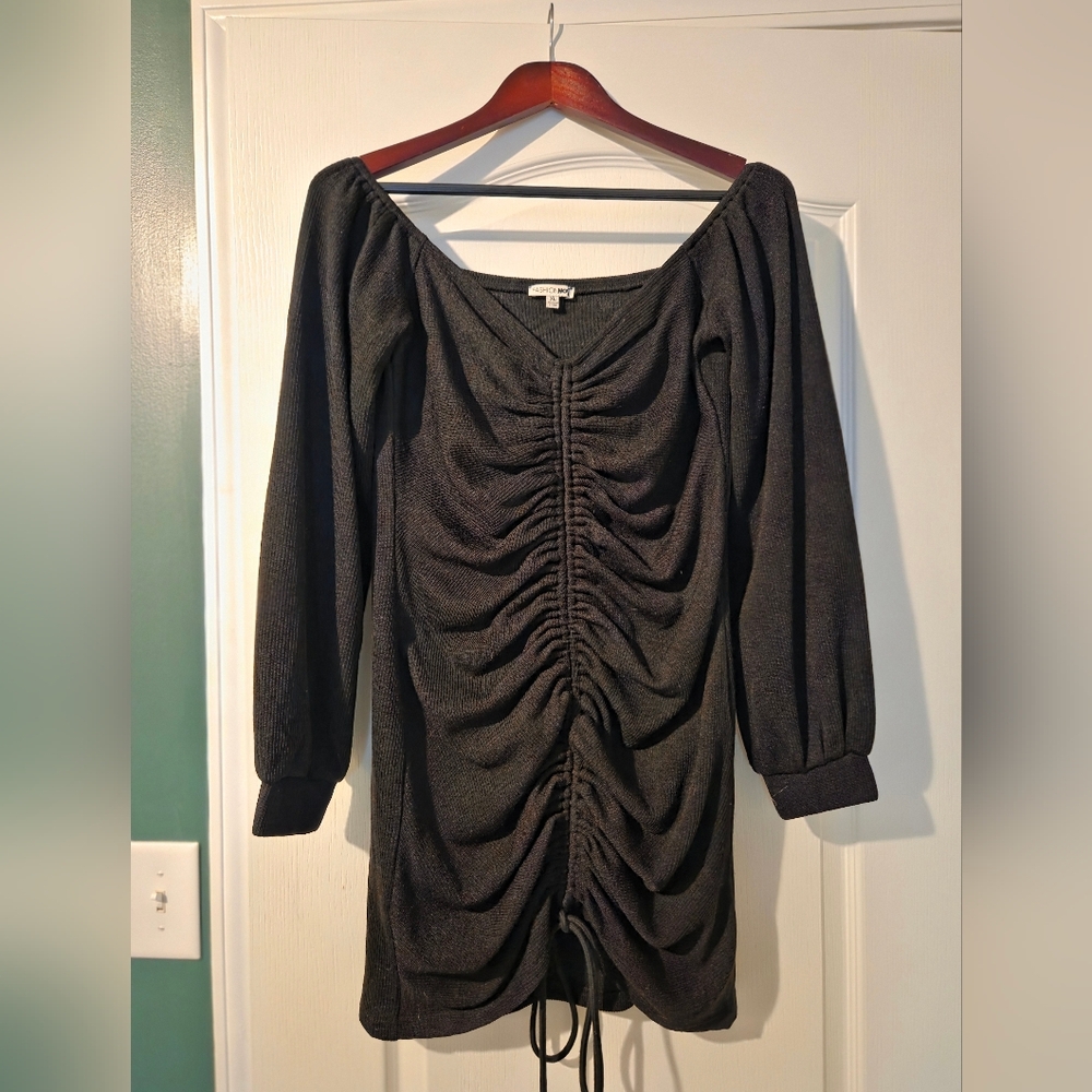 Fashion Nova Black Ruched Long Sleeve Dress
